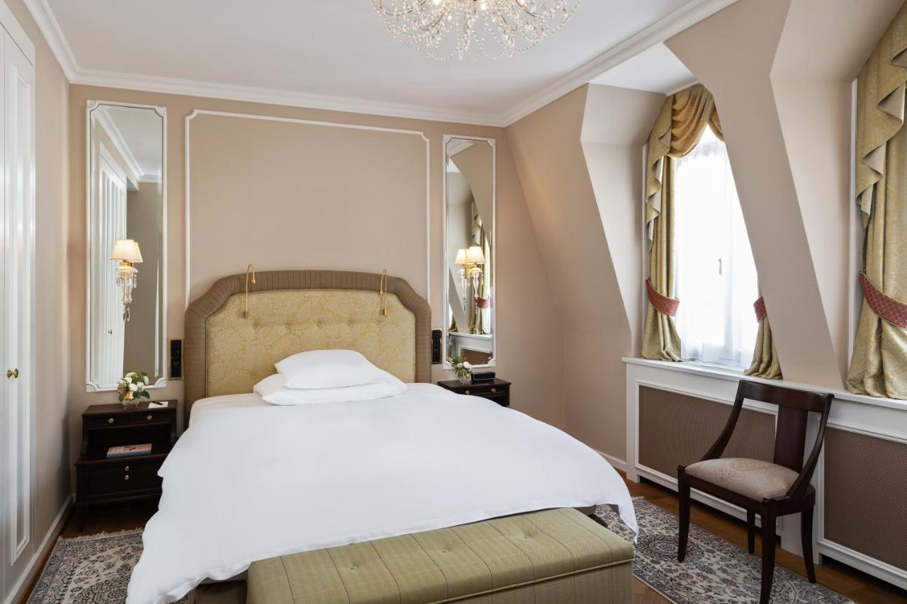 Badrutt's Palace Hotel St Moritz Esterno foto